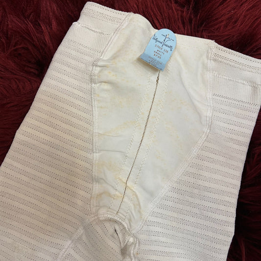 Hollywood Vassarette Vintage 1960s Shapewear Shorts/Girdle - NWT, Size S
