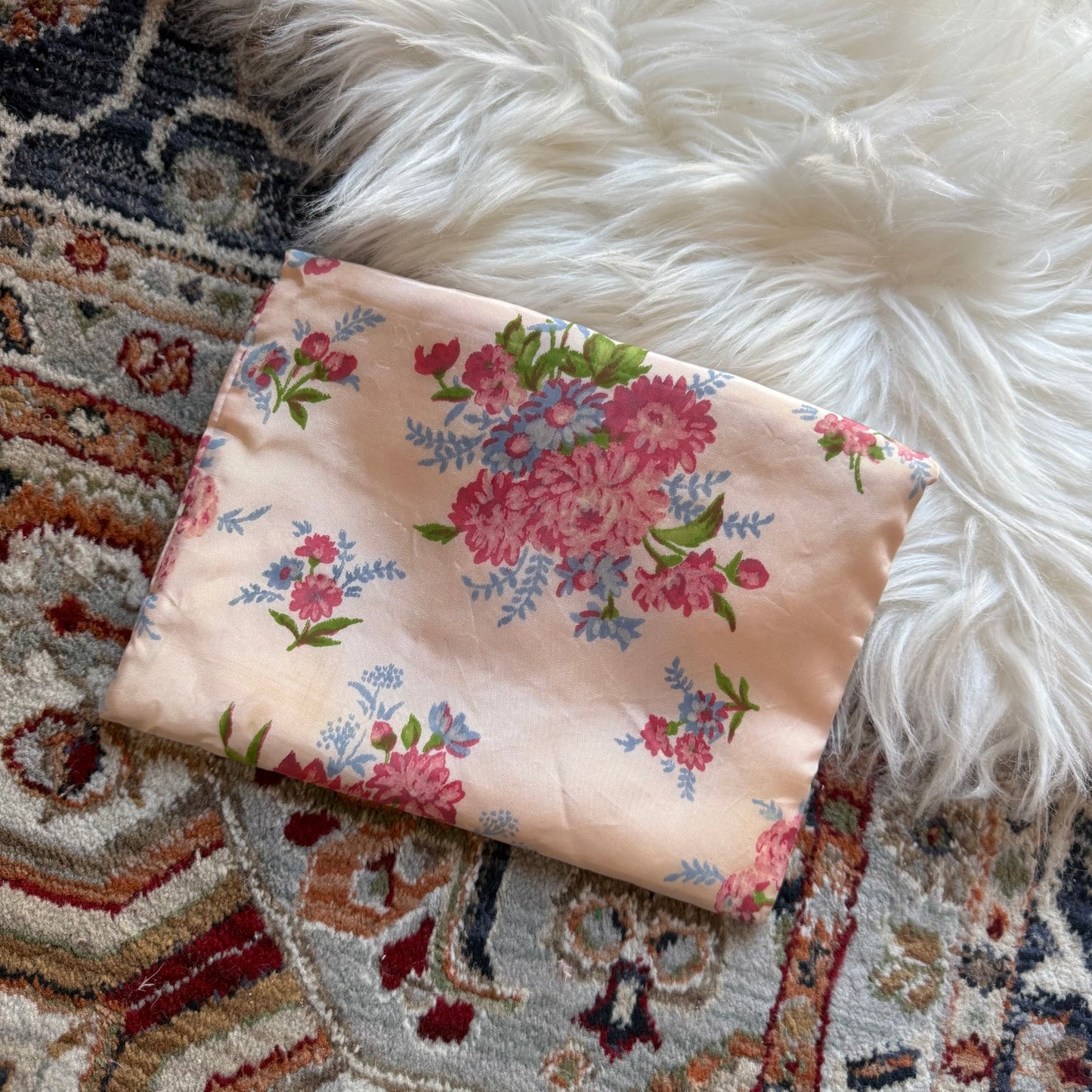Vintage Floral Satin Coin Purse/Wallet/Bag