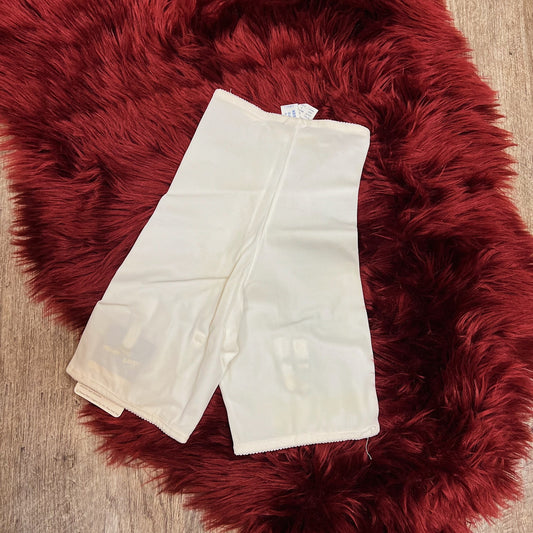 Kayser Permalift Vintage 1960s Shapewear Shorts/Girdle - NWT, Size S