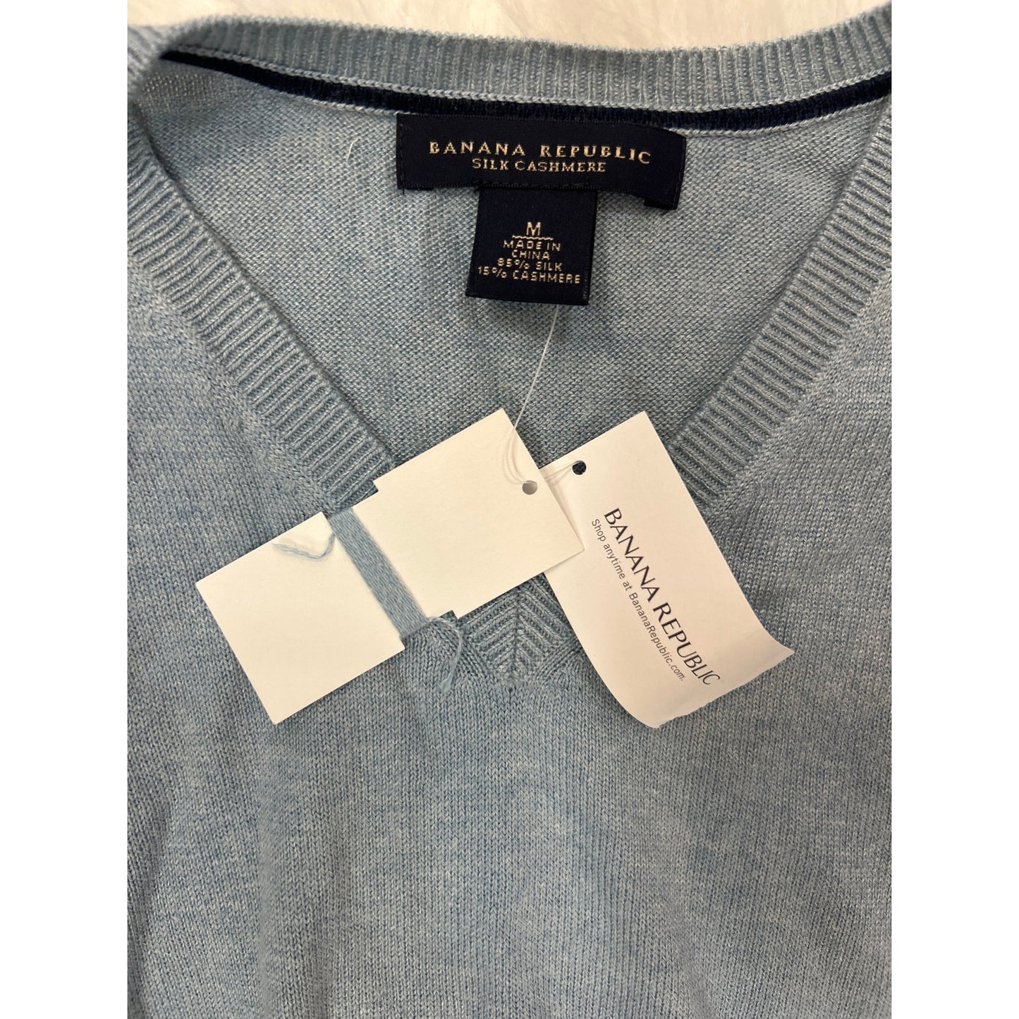 Vintage Banana Republic Silk and Cashmere Sweater - Size M