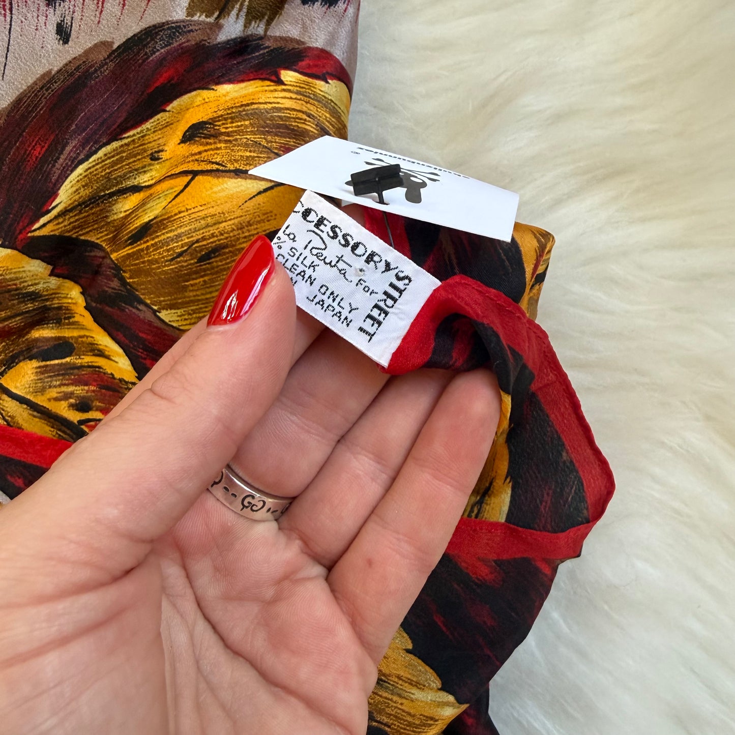 Oscar de la Renta Vintage Designer 100% Silk Oblong Scarf - New