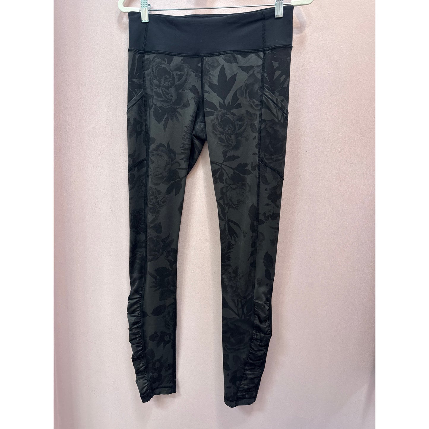 Lululemon Black Floral Pattern Leggings- Size 8