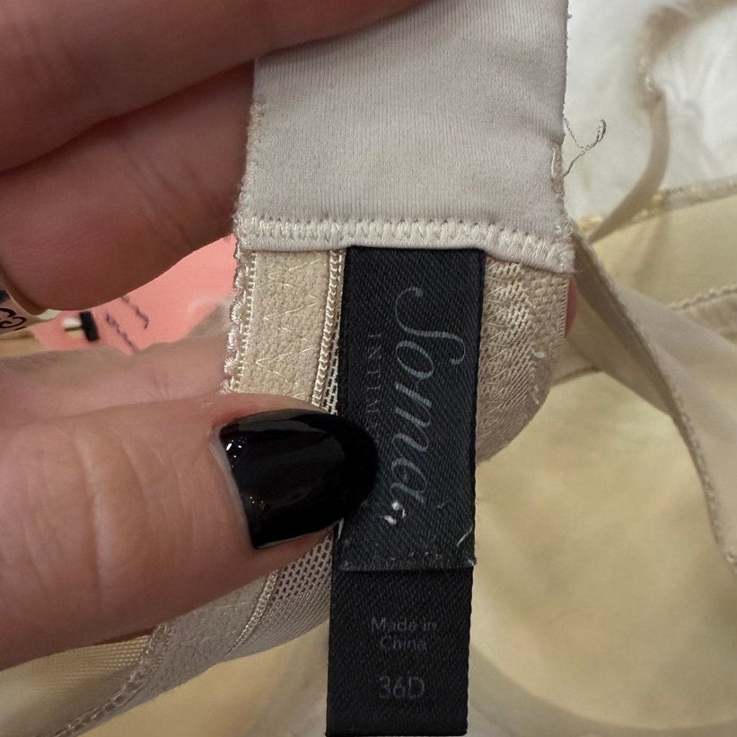 Soma Lace Bra - 36D