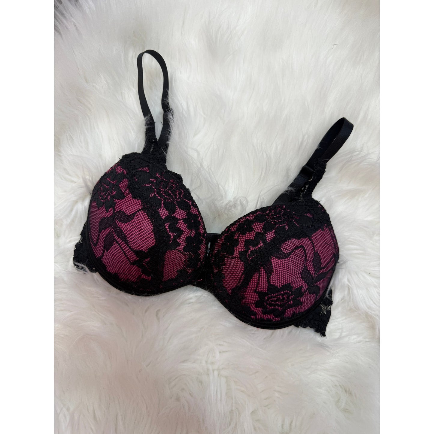 Frederick's of Hollywood Vintage Pink & Black Lace Bra - 32A