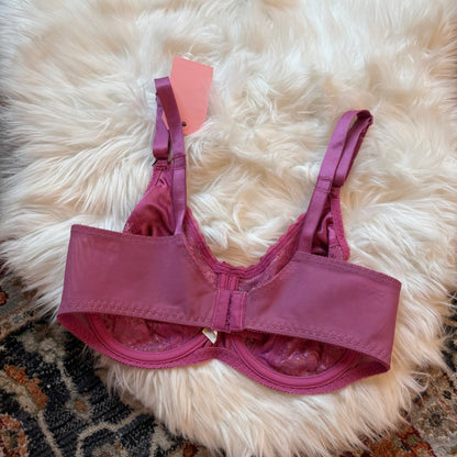Vintage Purple Lace Bra - Size 36C
