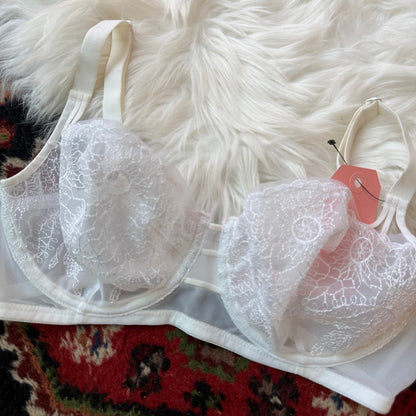 Lily of France Vintage White Lace Sheer Bra - 34D