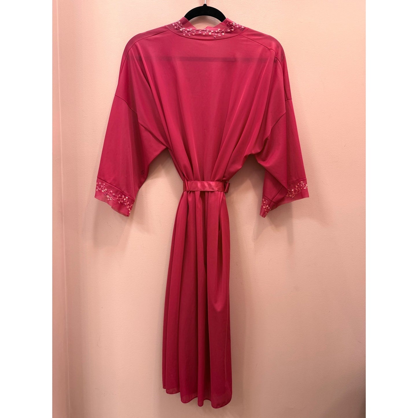 Vintage 1960s Vanity Fair Pink Beaded Robe - EUC, Size Small, Nylon