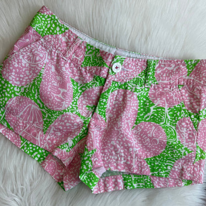 Lilly Pulitzer Classic Green & Pink Floral Low Rise Shorts - 00/0