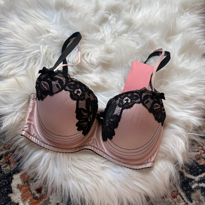 Palindrome Soft Pink Bra, Black Lace - Size 32DD