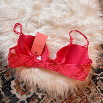 Vintage Victoria's Secret Y2K Hot Pink Lace Bra - 36B