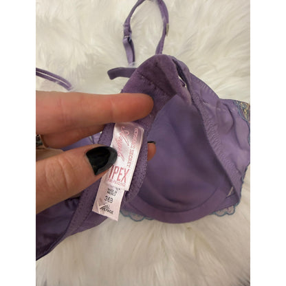 Victoria's Secret Vintage Bra - 36B