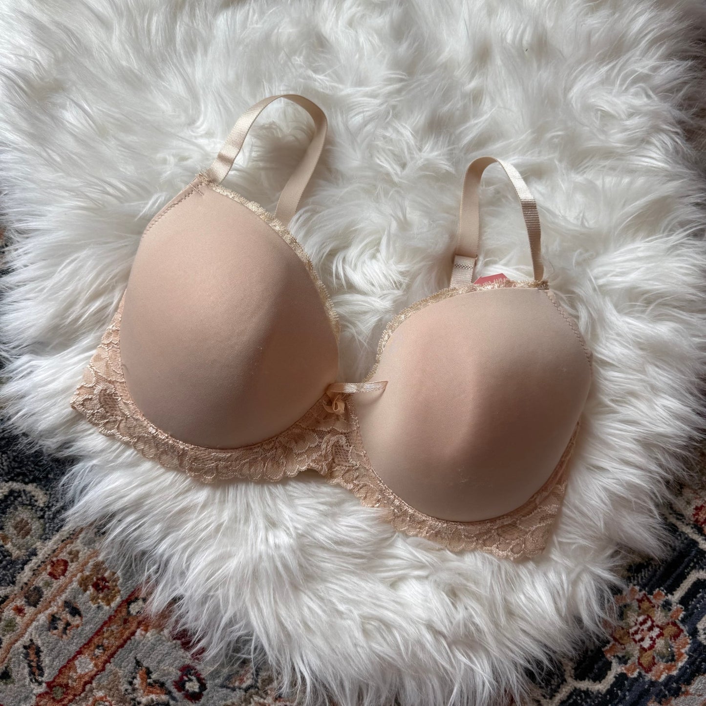 Frederick's of Hollywood Vintage Beige Lace Bra - Size 36D