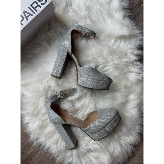 Sparkle Vegas Showgirl Shoes - Size 9