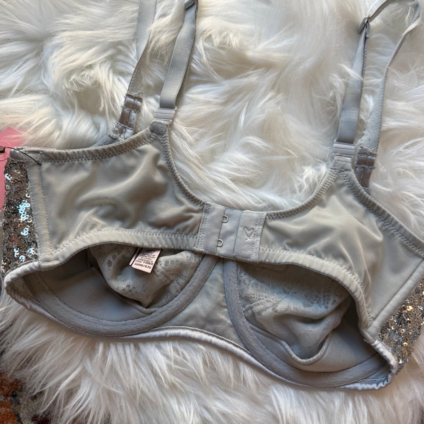 Victoria's Secret "Push up Without Padding" Convertible Silver Sparkle Bra - 32DD