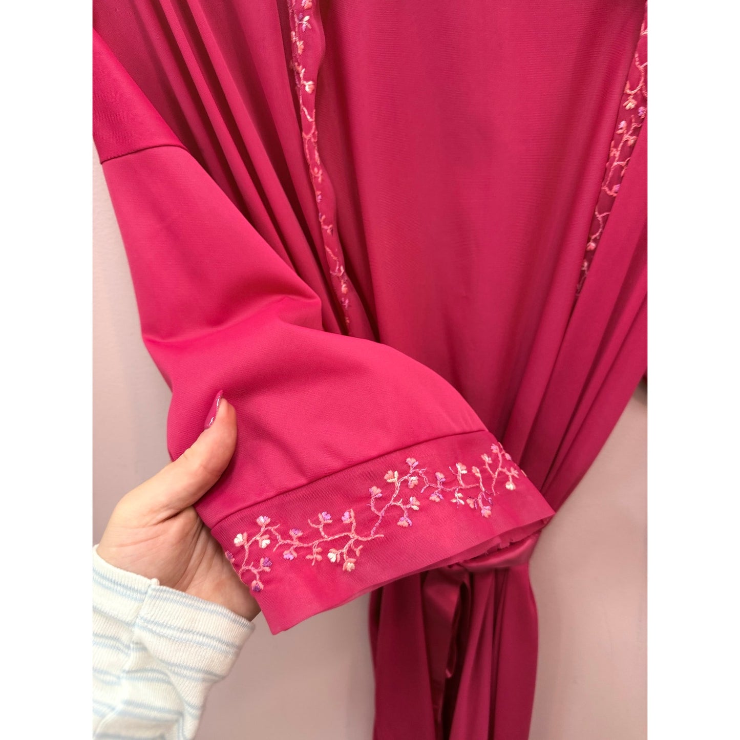 Vintage 1960s Vanity Fair Pink Beaded Robe - EUC, Size Small, Nylon