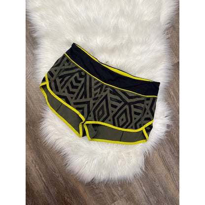 Lululemon Shorts - Size 8