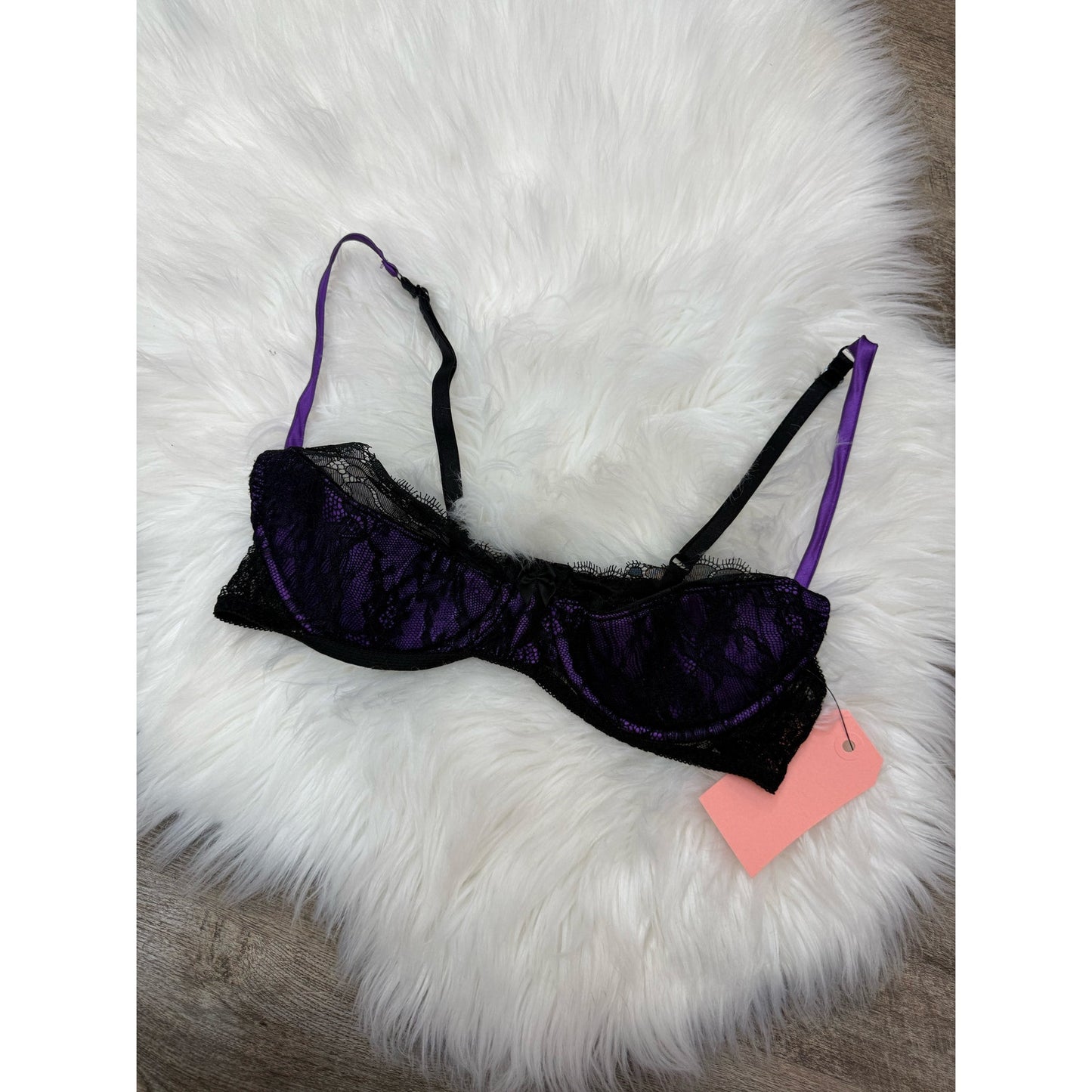 Vintage “Moviestar” Lace Bra - Medium