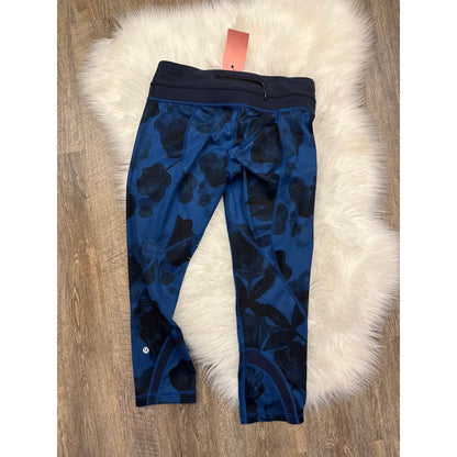 Lululemon Crop Leggings - Size 6, 23"