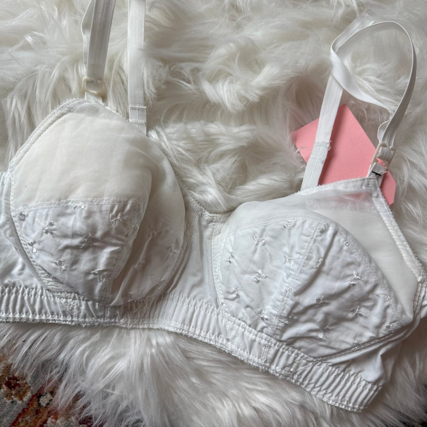 Vintage 1960s Permalift by Kayser White Lace Bra - Size 36B