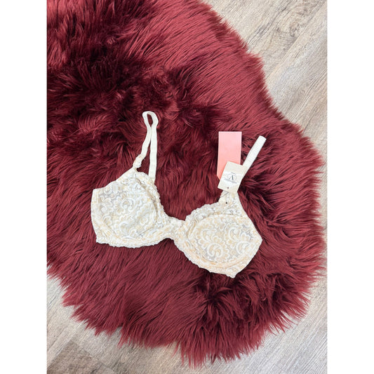 Vintage Valentino Intimo Designer 1980s White Lace Bra - 36C