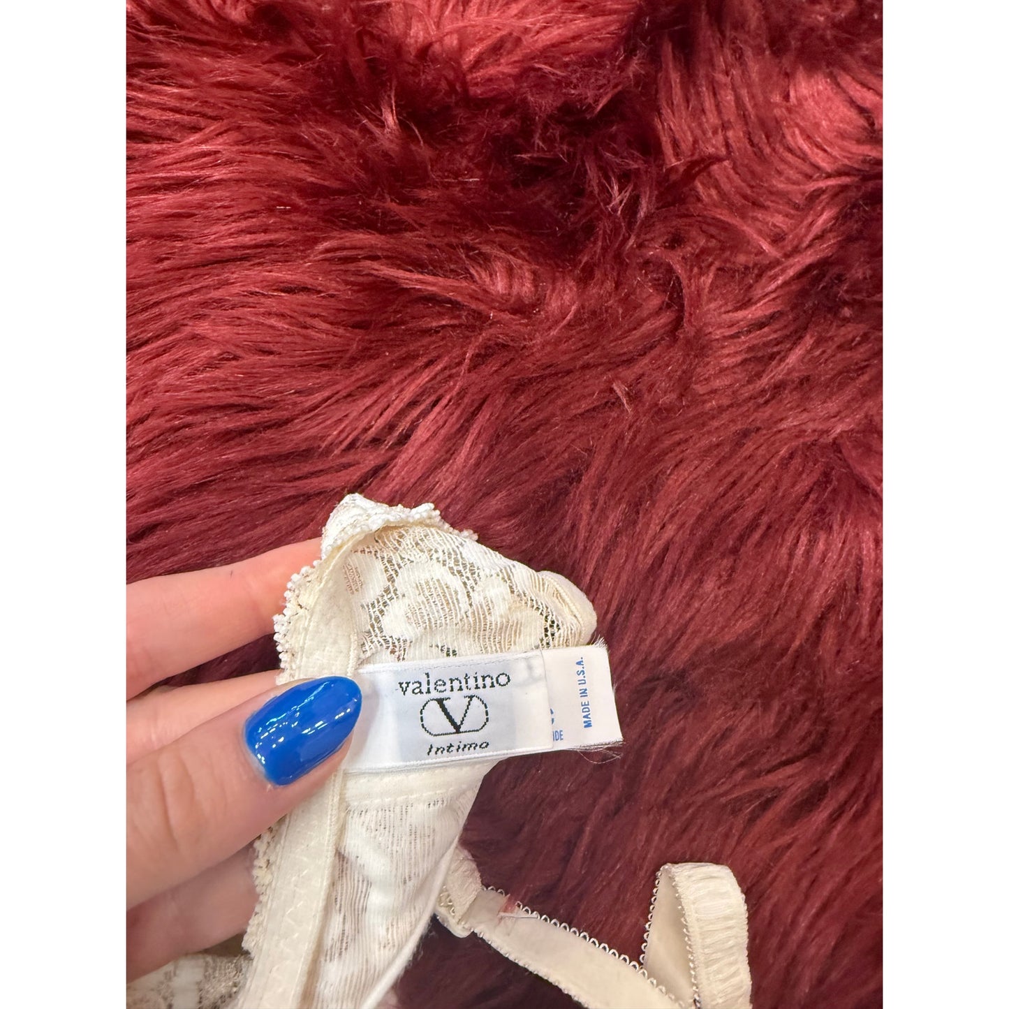 Vintage Valentino Intimo Designer 1980s White Lace Bra - 36C