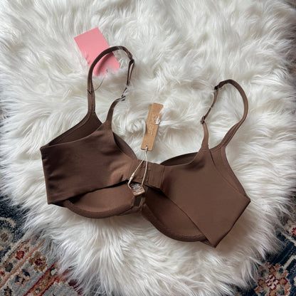 SKIMS Cocoa Bra - New With Tags, 32D