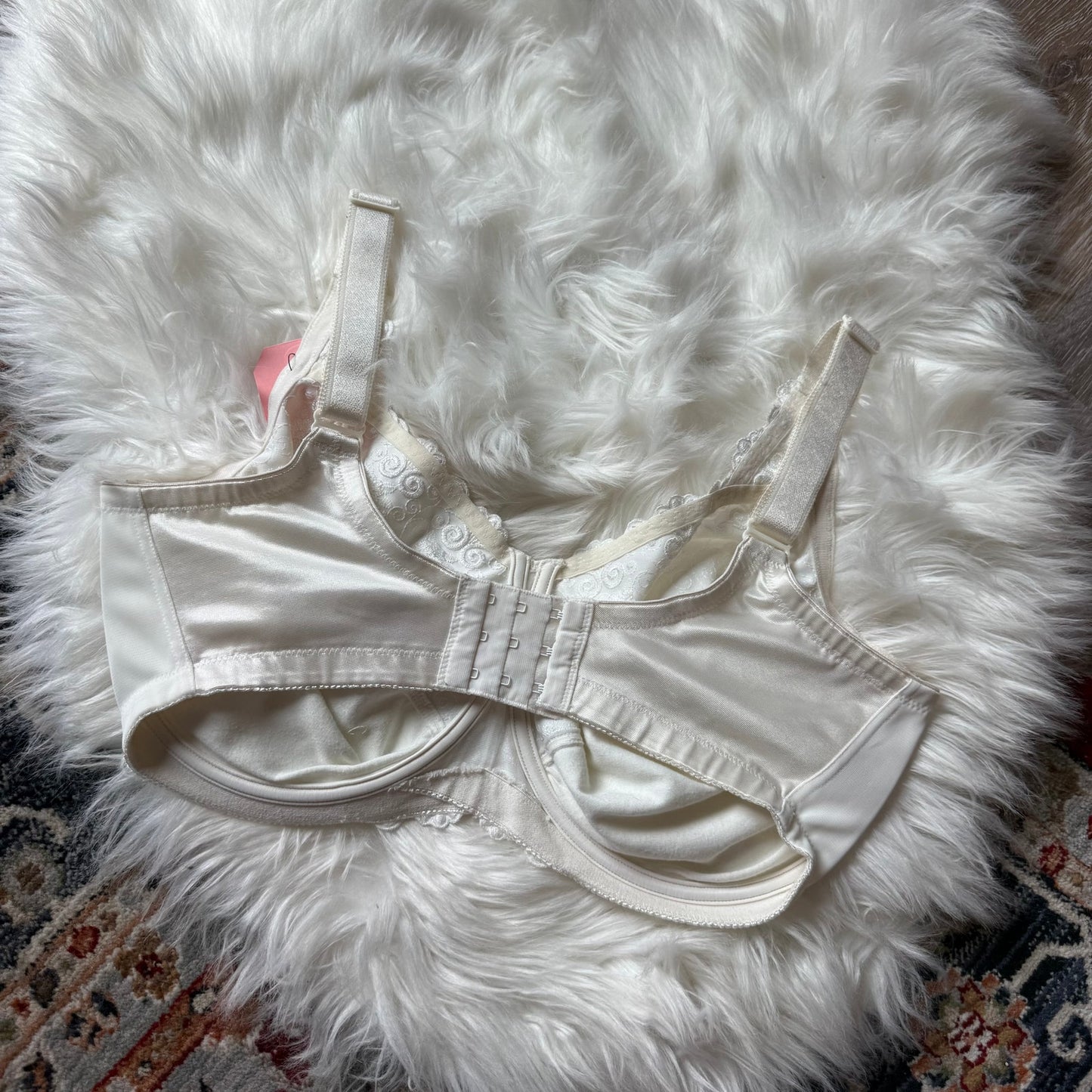 Cabernet White Lace Vintage Bra - 36H