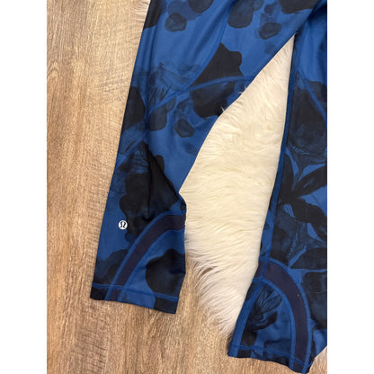 Lululemon Crop Leggings - Size 6, 23"
