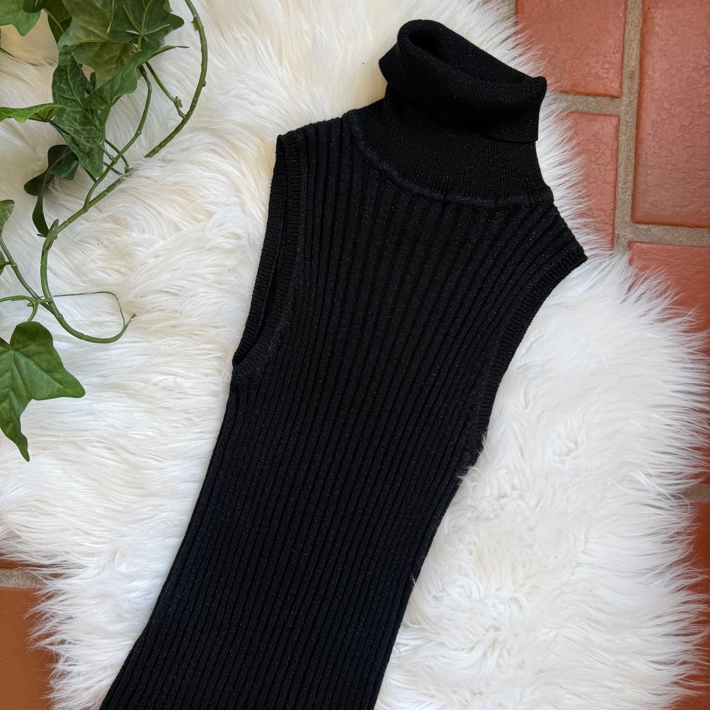 Vintage Express Sleeveless Sparkle Turtleneck - Size XS/S