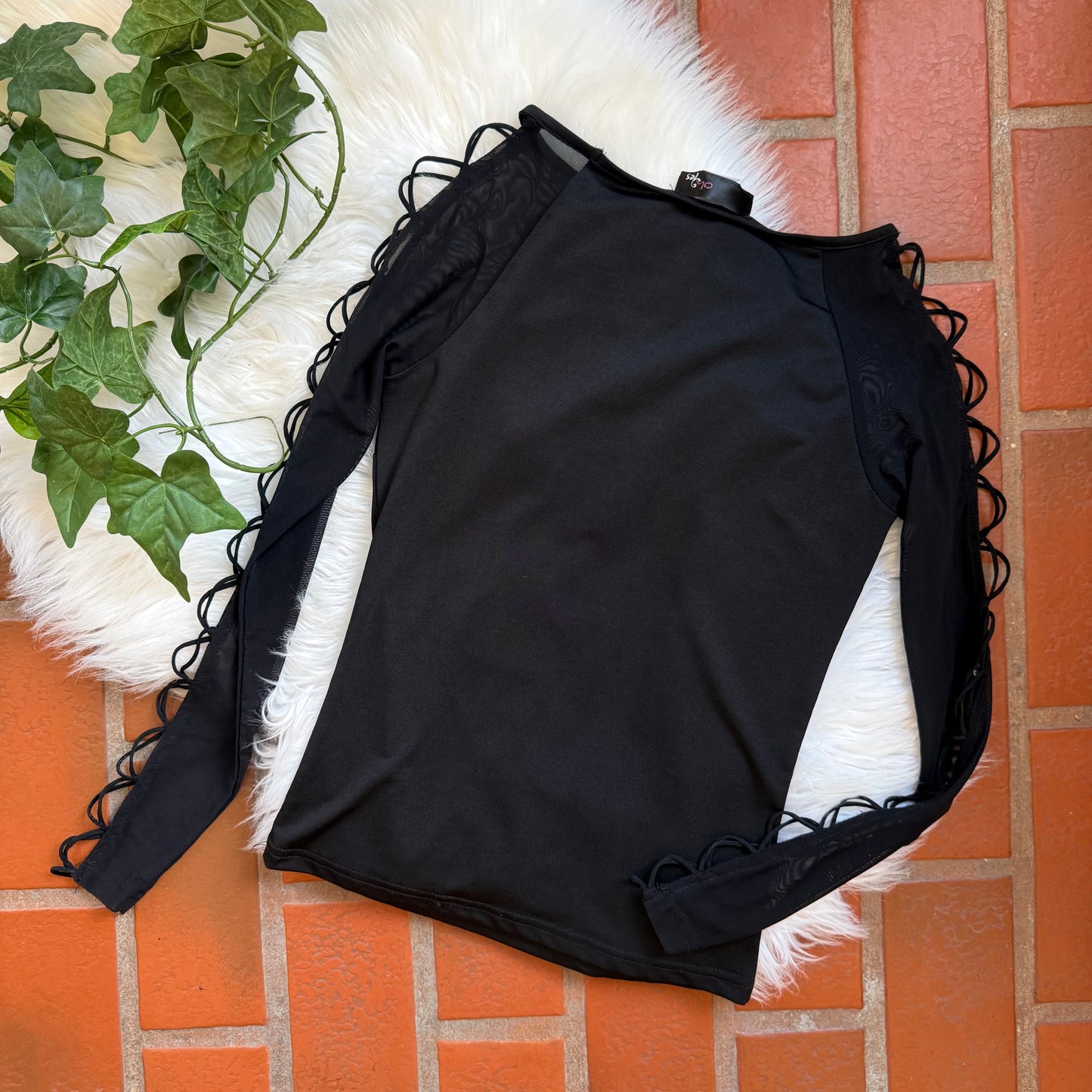 Vintage Netted Open Long Sleeve Top - XS/S