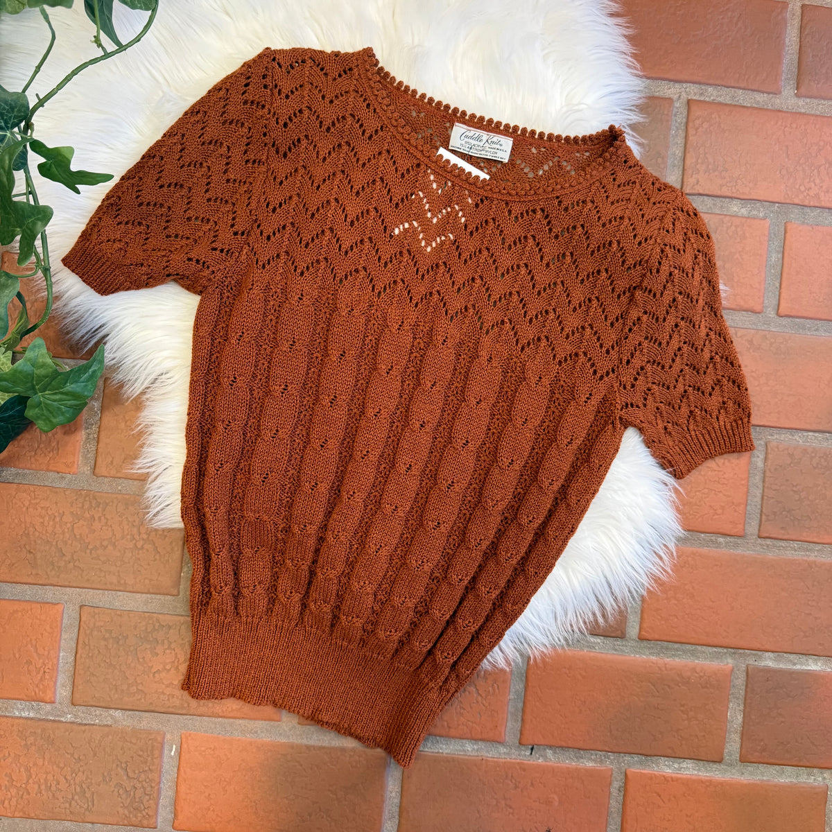 Vintage 1970s Knit Short Sleeve Top