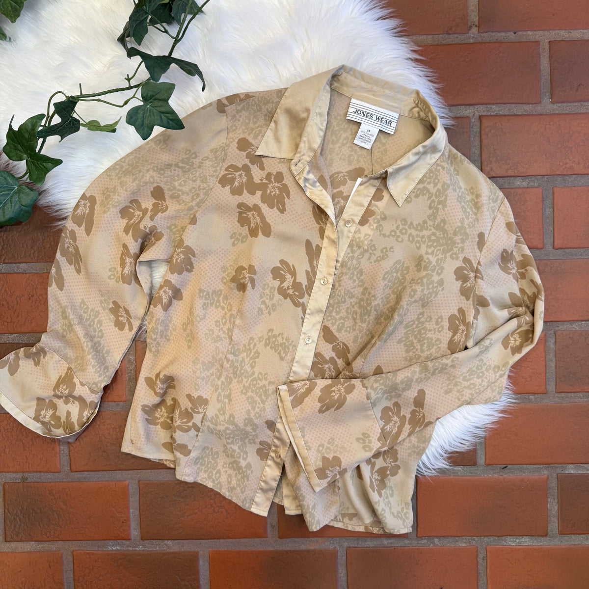 Vintage Jones New York 100% Silk Floral Blouse