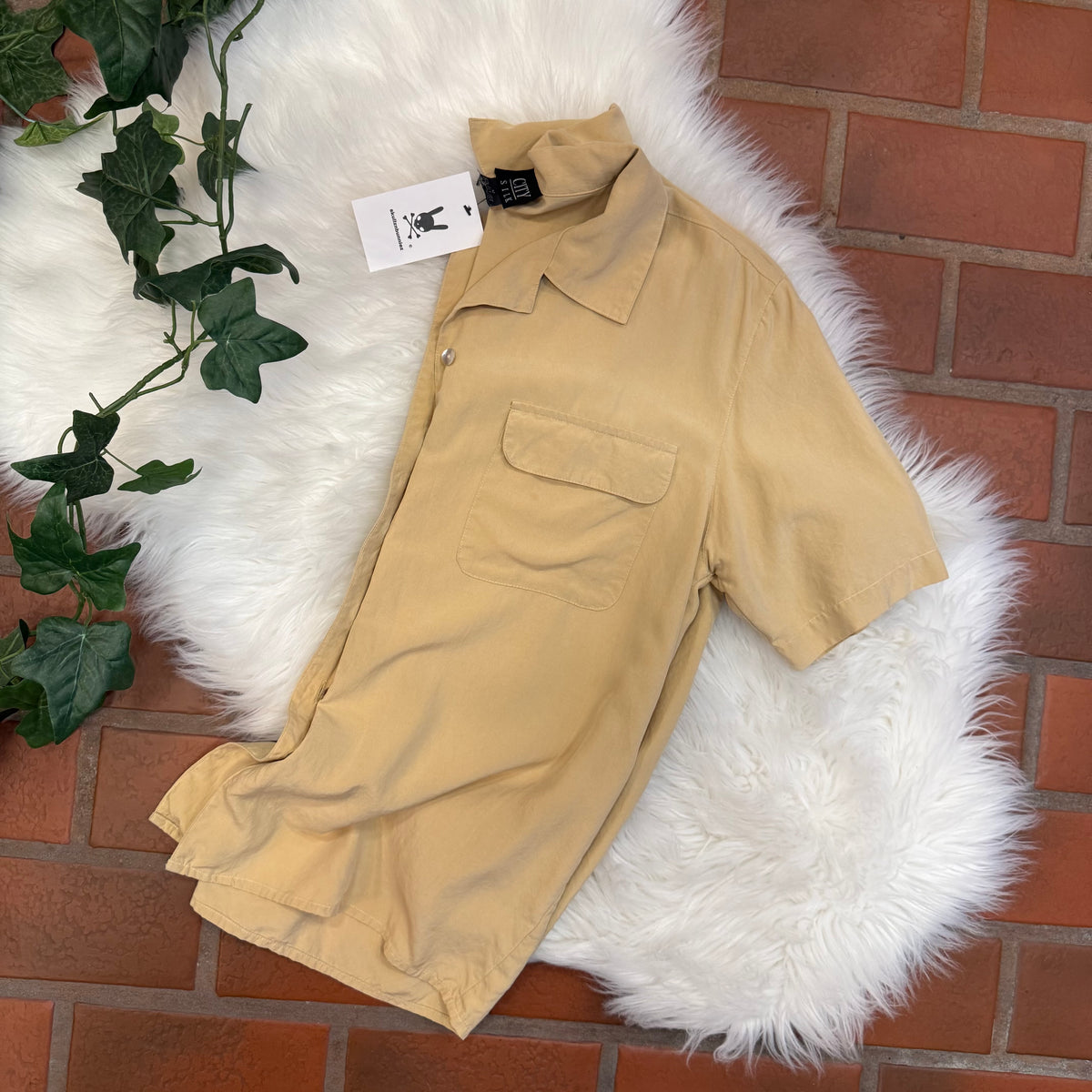 Vintage 1980s 100% Silk Beige Short Sleeve Blouse - M