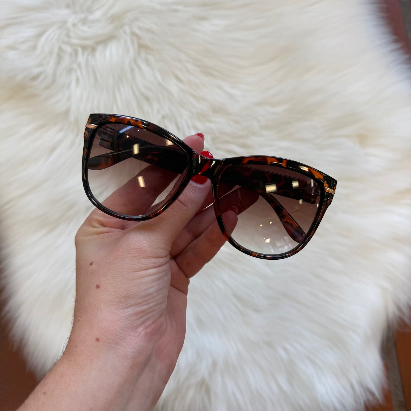 Oscar de la Renta Vintage Tortoise Sunglasses