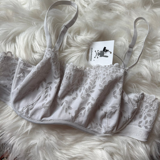 PINK Victoria's Secret Grey Bra - 34C