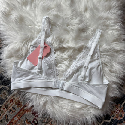 Wacoal Adjustable White Lace Bralette - Size 40
