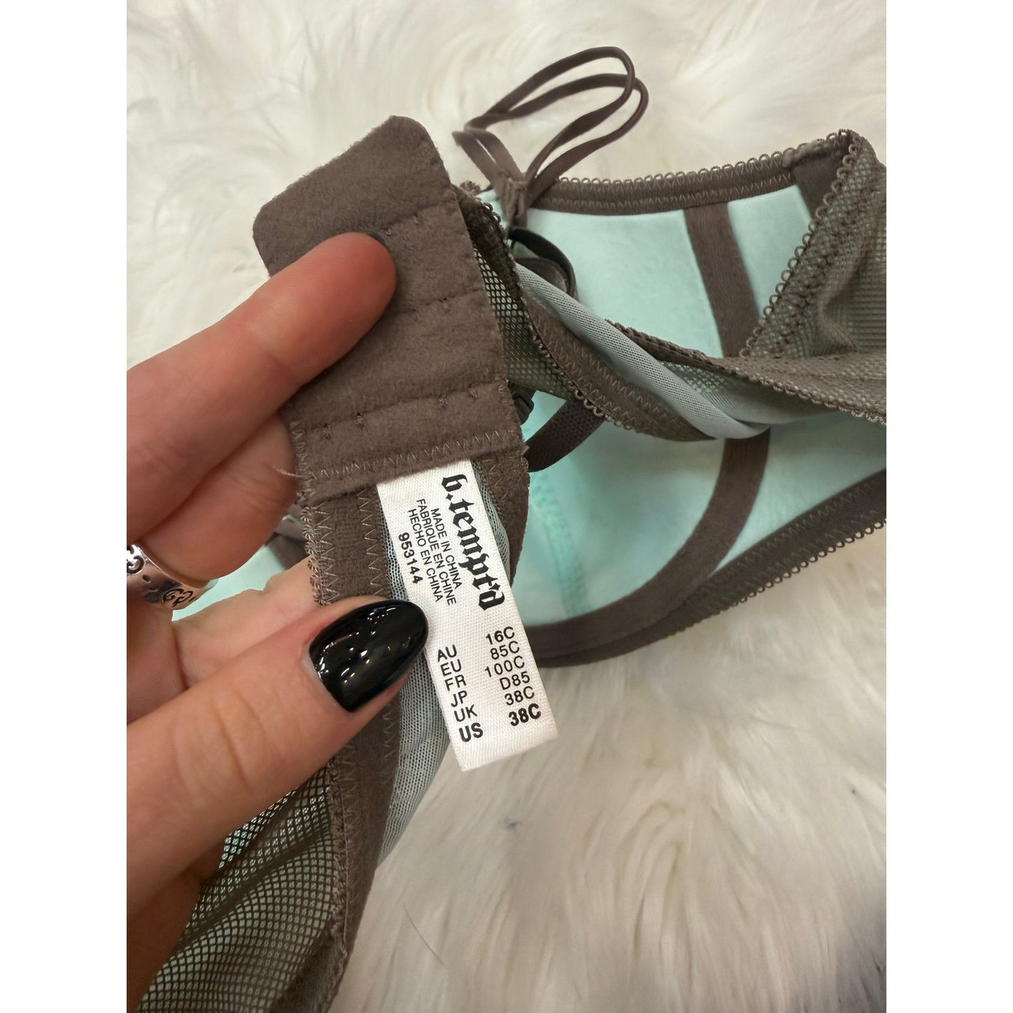 B. tempt'd Lace Bra - 38C