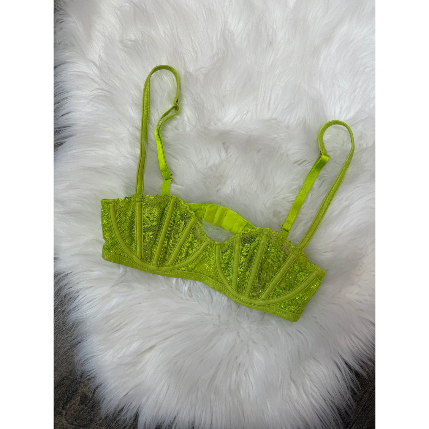 Savage Fenty Neon Lace Bra - 32A