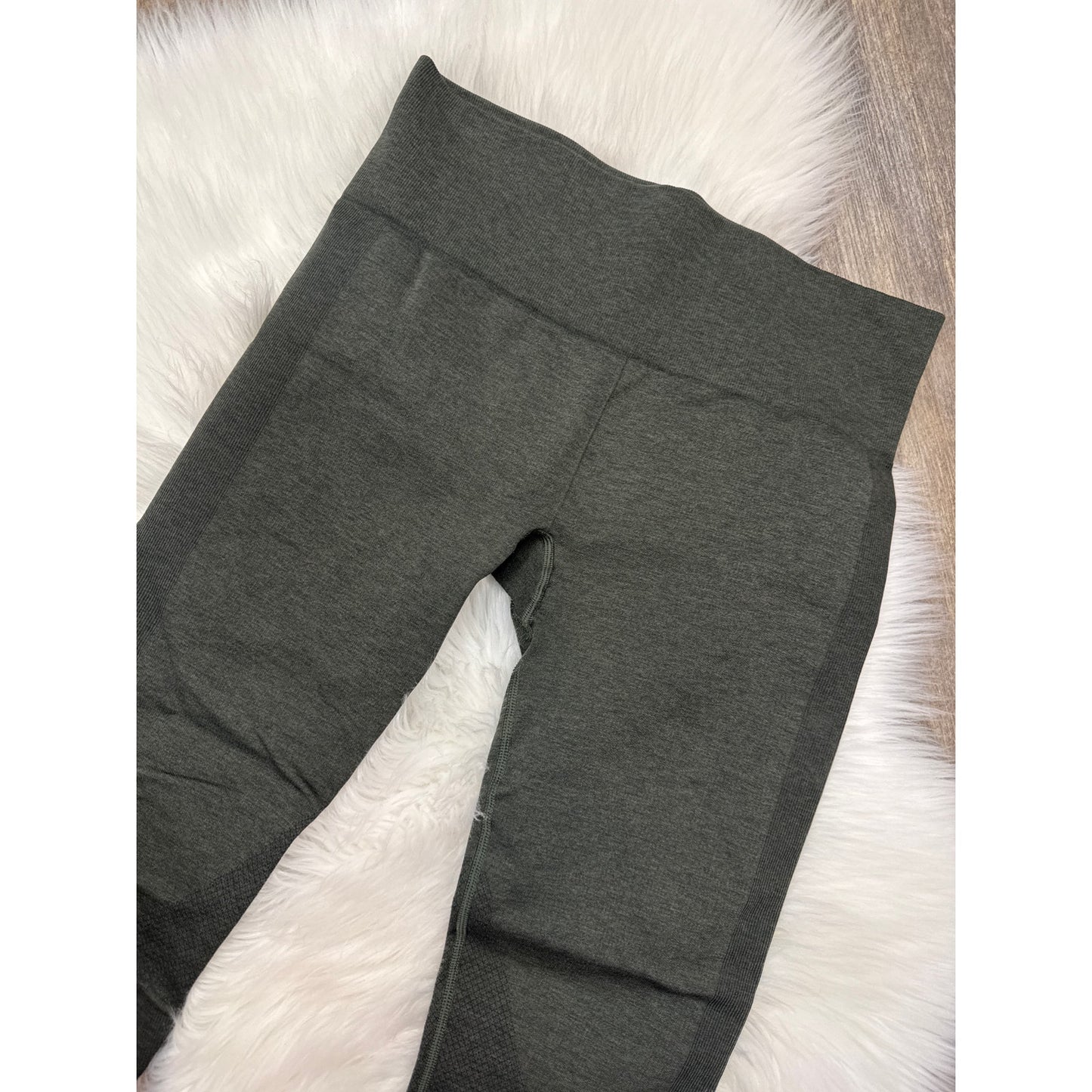 Lululemon Crop Leggings - Size 8