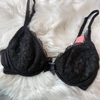 Vintage Black Lace Bra - 32B
