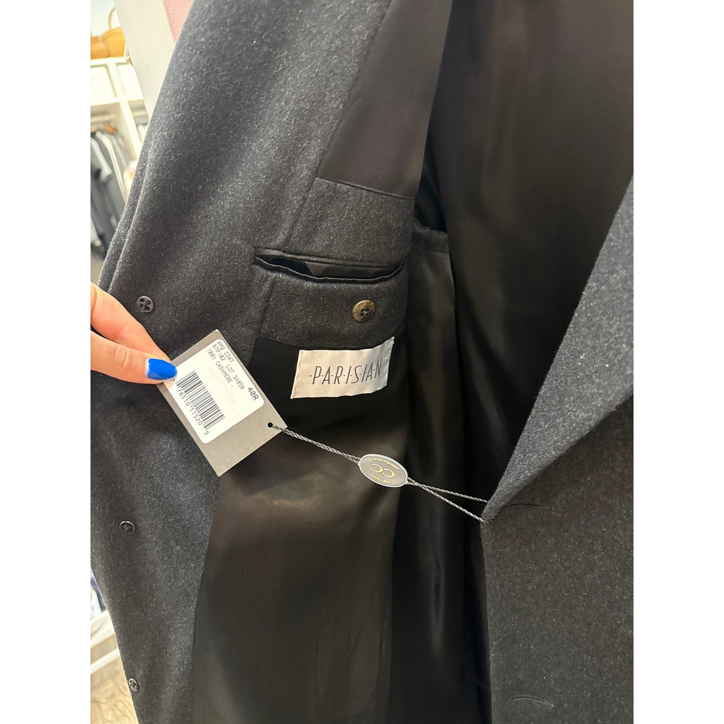 Vintage Parisian 100% Cashmere Overcoat - Size 40R
