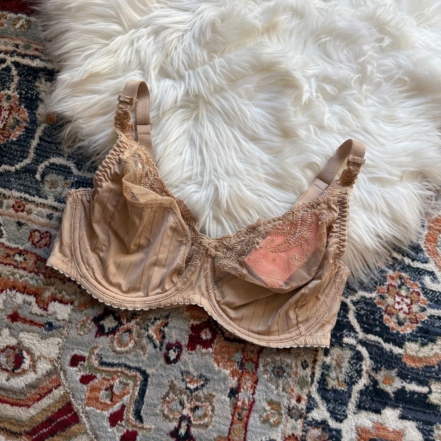 Chantelle Designer Neutral Lace Bra - 36D