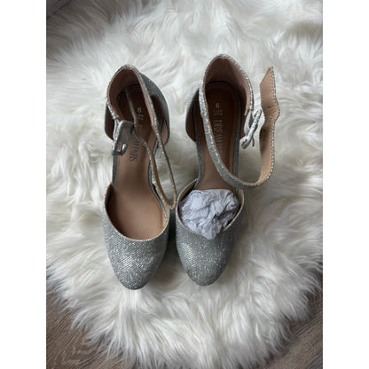 Sparkle Vegas Showgirl Shoes - Size 9