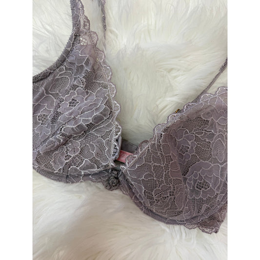 Vintage Victoria's Secret Y2K Bra - 34D