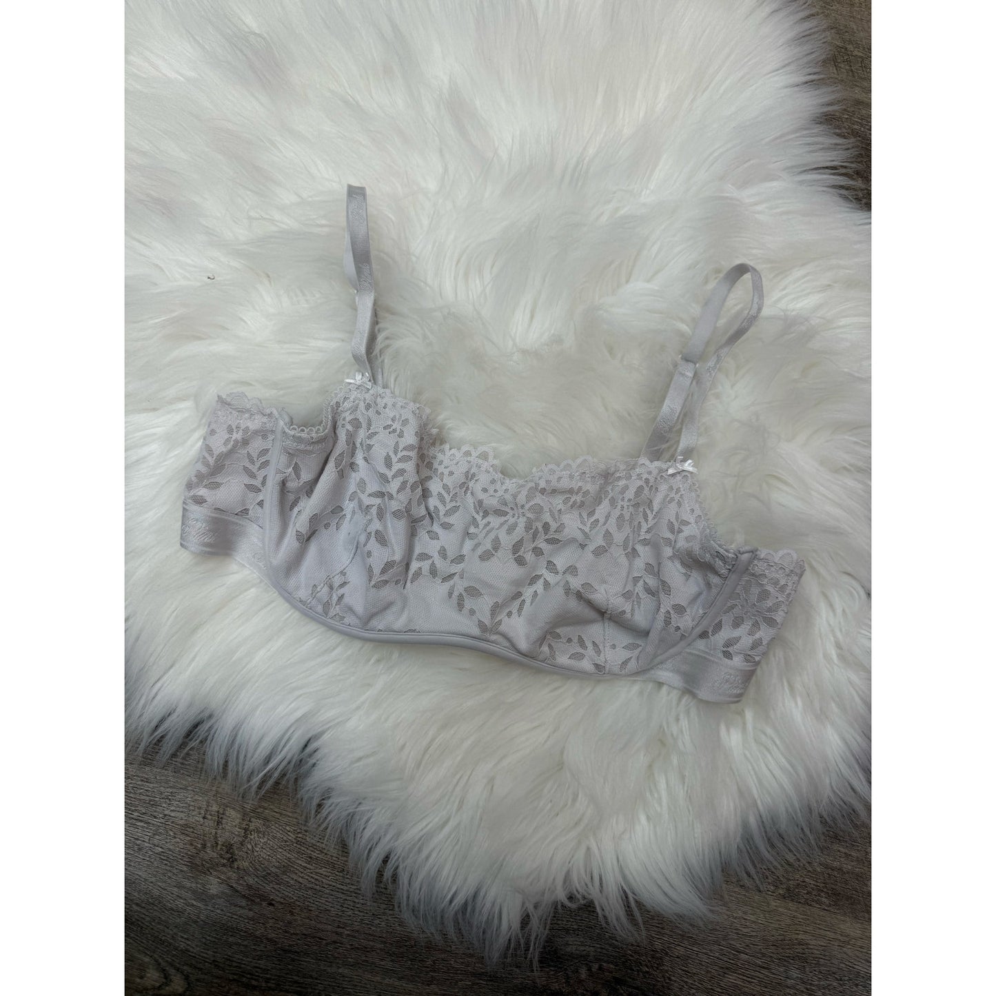 PINK Victoria’s Secret Lace Bra - 34B