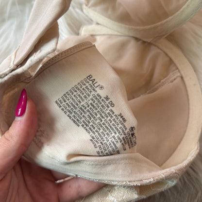 Bali Vintage Neutral Lace Bra - 36DD