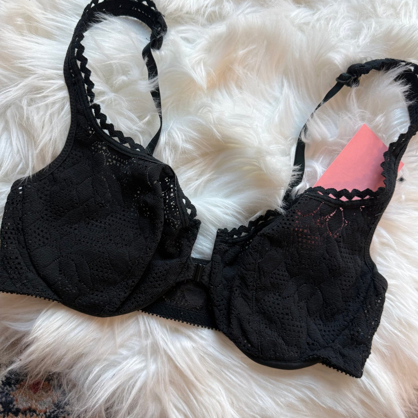 Warners Vintage Black Lace Bra - 34C