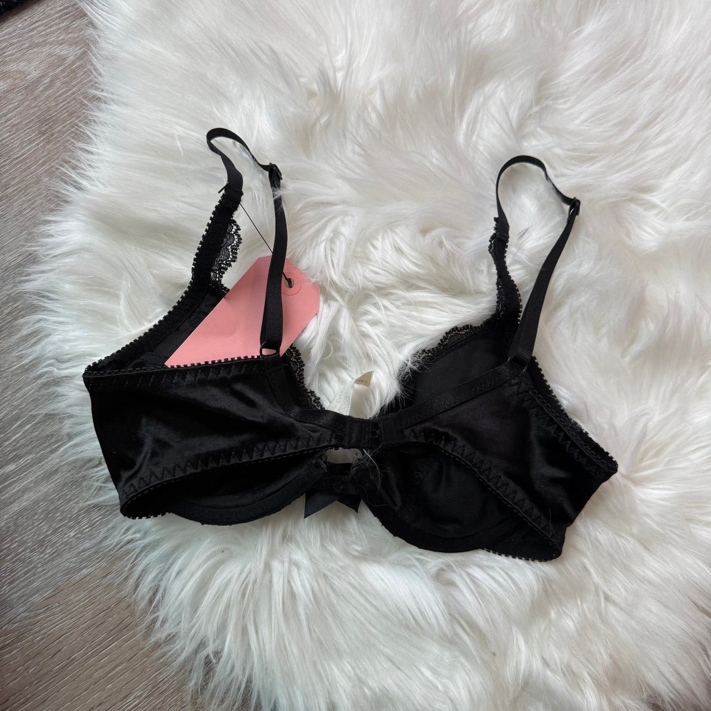 Vintage Black Lace Bra - 32B